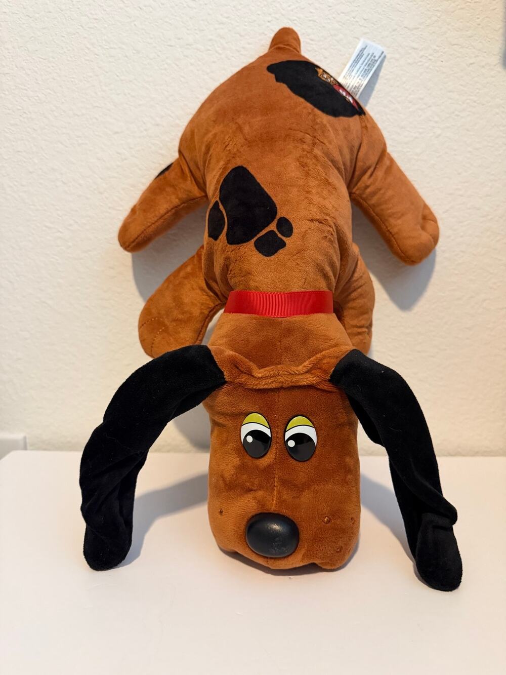 2021 Hasbro Pound Puppies Dog Plush 16” Rusty Brown Red Collar EUC
